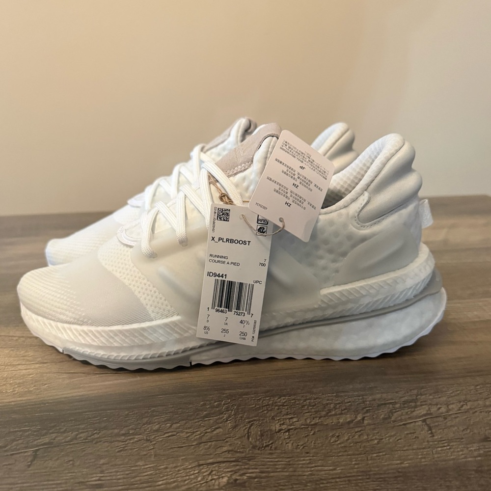 NWT men’s white Adidas X_PLRBOOST sneakers size 8.5 or can fit a women’s 10